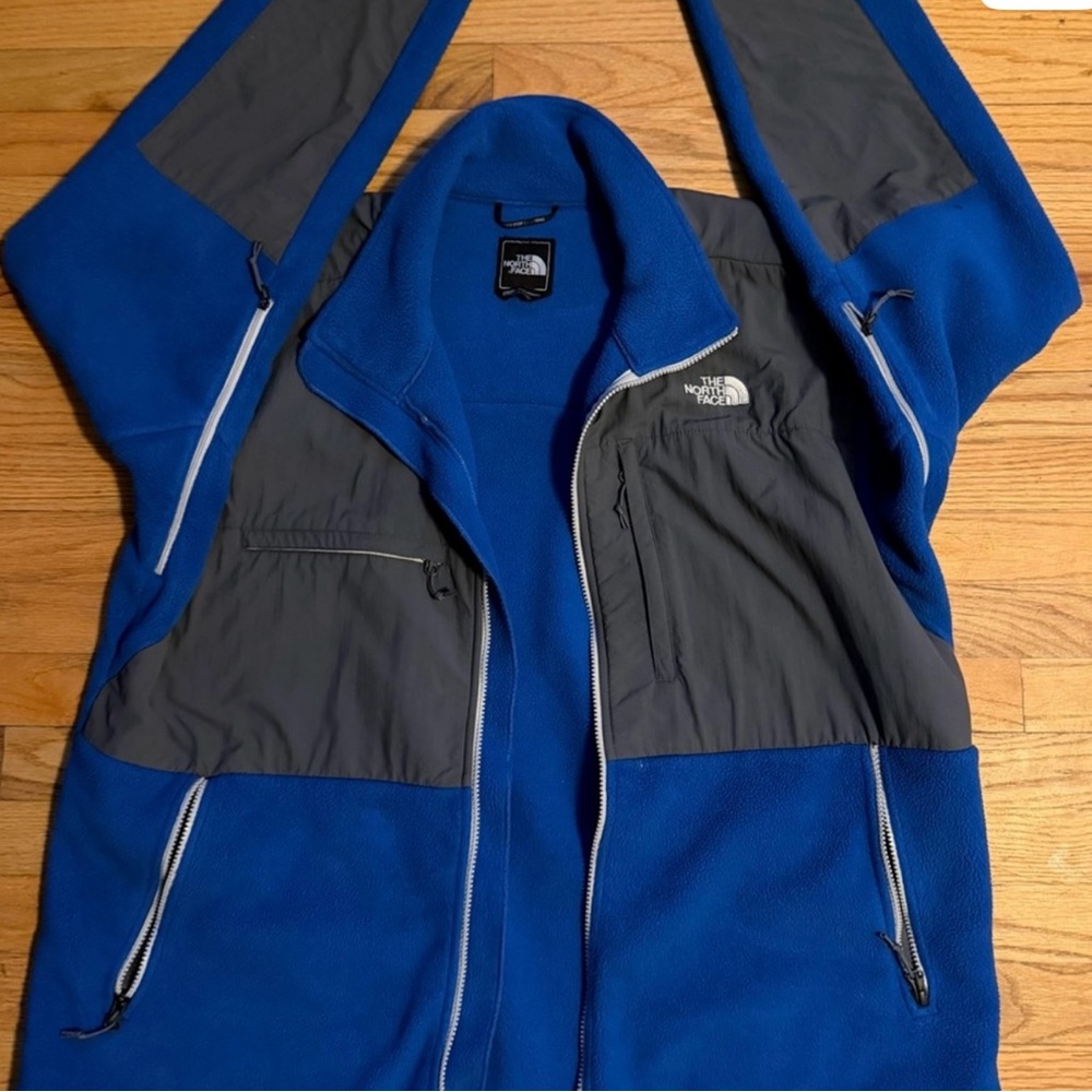 The North Face Men’s Royal Blue and Gray Fleece Jacket